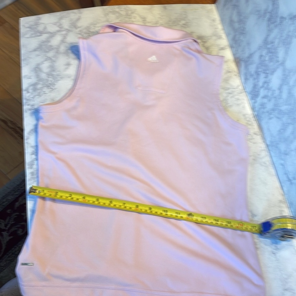 Golf Set - coordinated short and sleeveless colored shirt.   Adidas set - Picture 4 of 9